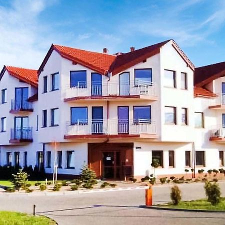 Nice Apartment In Darlowko With Wifi Екстериор снимка