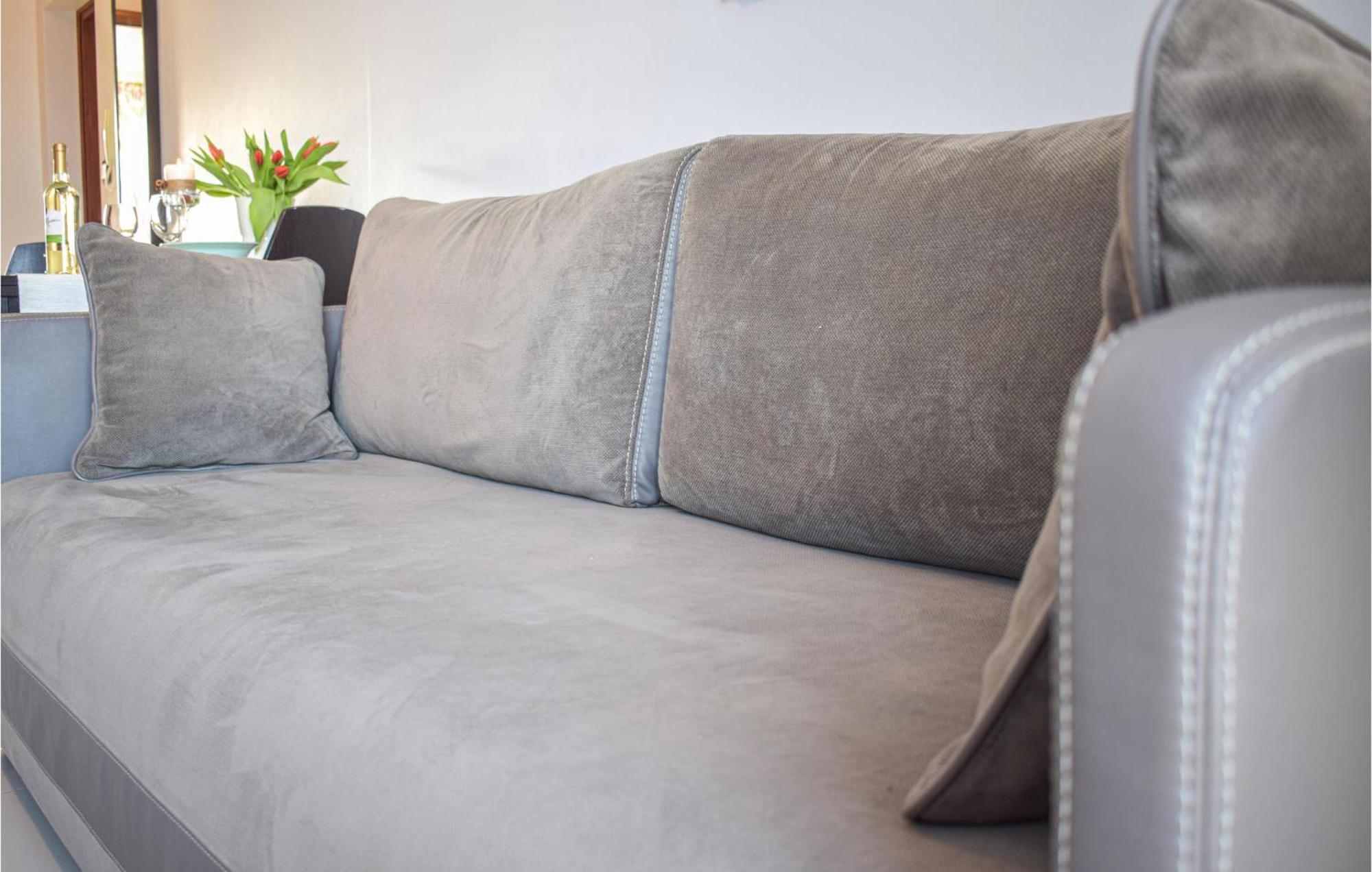 Nice Apartment In Darlowko With Wifi Екстериор снимка